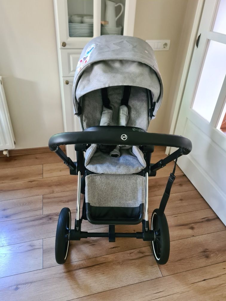 Cybex Priam Platinum Koi cu cadru chrome 3 in 1