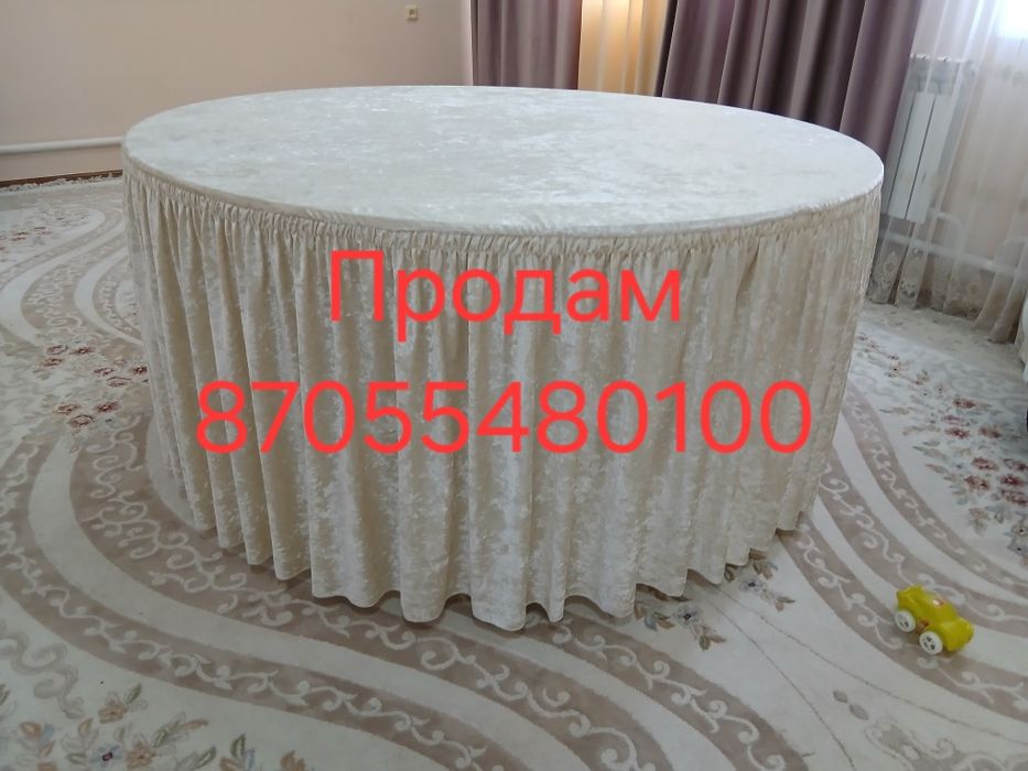 Продам стол новый