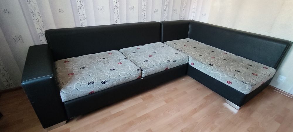 Продам угловой диван