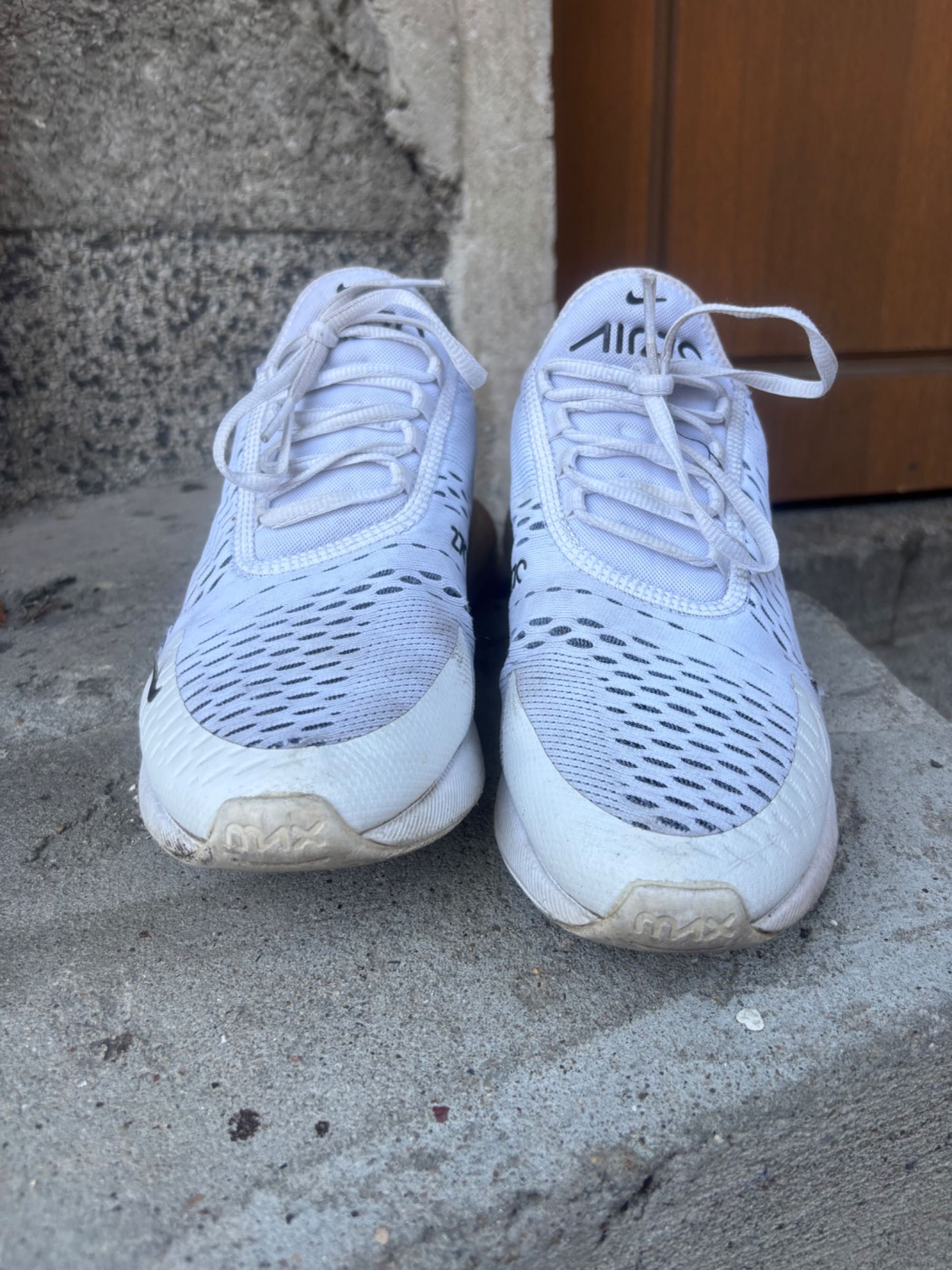 Nike Air Max 270