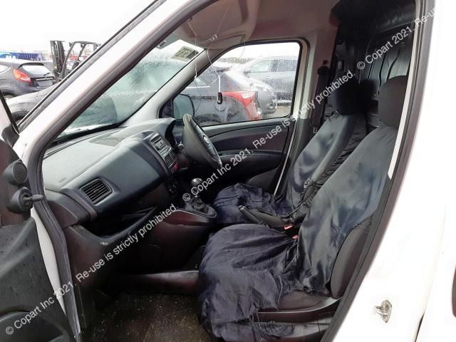 Dezmembrez Opel Combo D [2011 - 2020] Tour minivan 1.6 CDTI MT L2H1 (