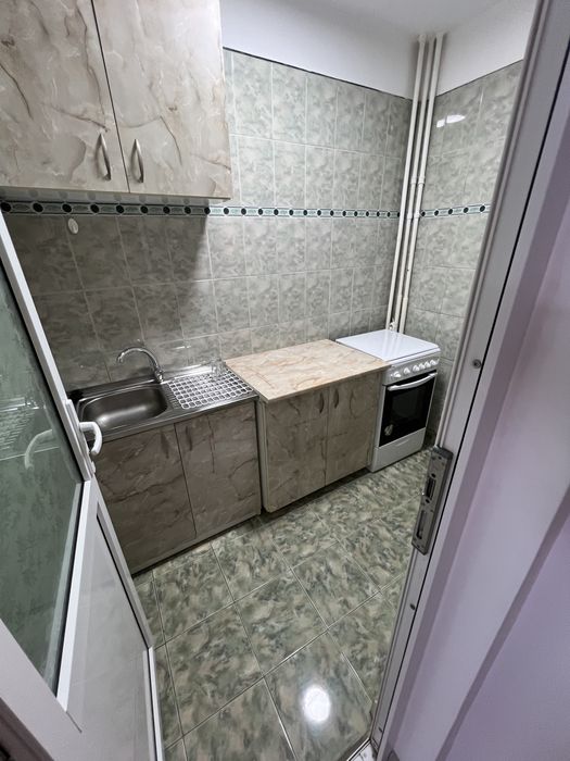 Garsoniera de inchiriat