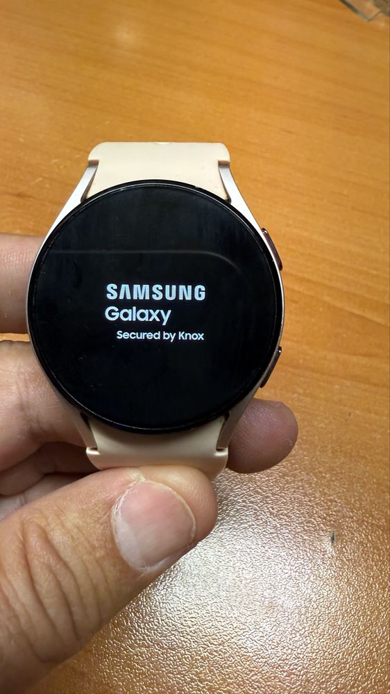 Продавам Часовник Samsung Galaxy Watch5