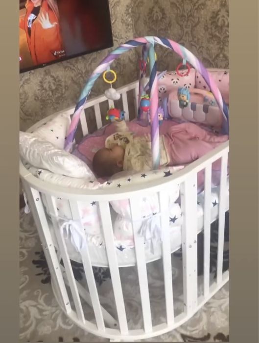 Продам детскую кровать с бортиками