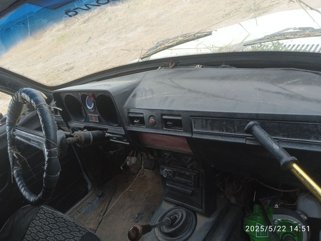 Volga 2410 sotiladi