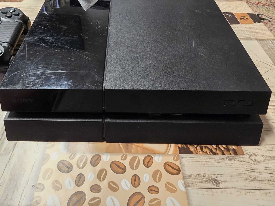 Consola Sony PlayStation 4 Model CUH-1004A + controller
