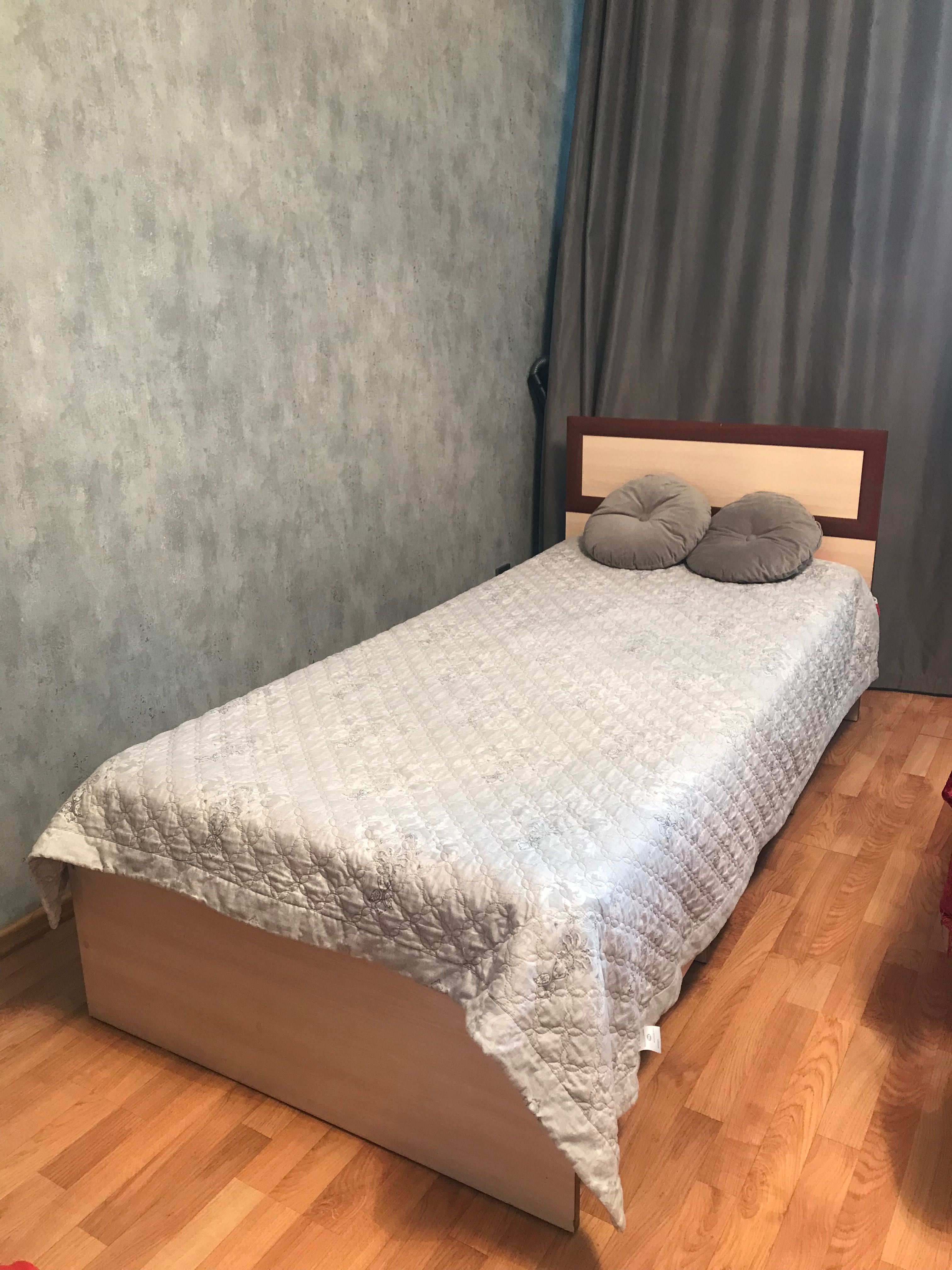 Односпальная кровать, бір кісілік керует, single bed