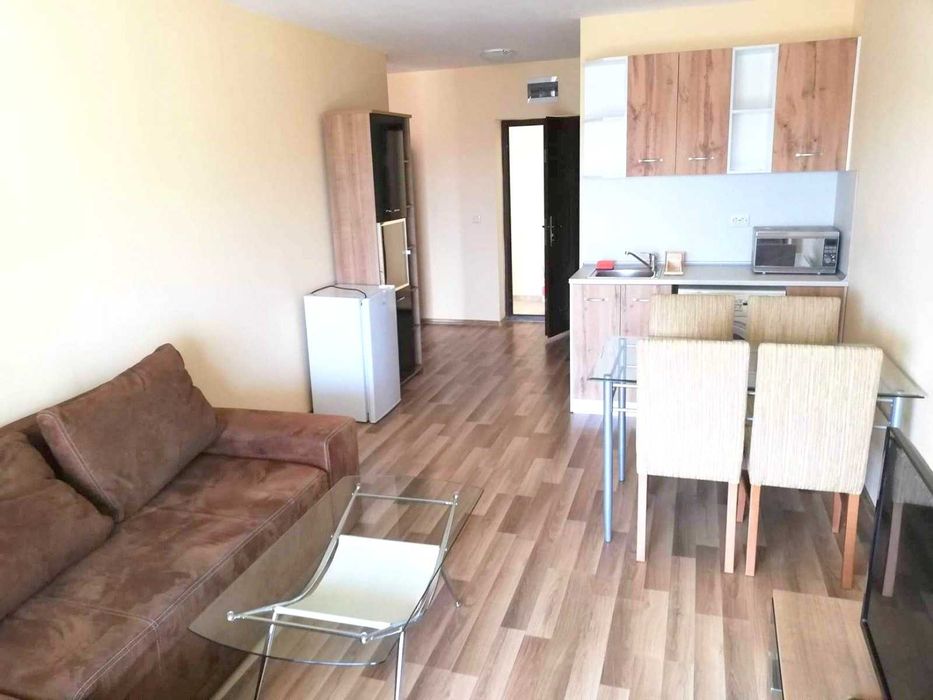 Продава се Двустаен апартамент в к.к. Слънчев бряг - 68 кв.м за 585 €/кв.м - Снимка #4