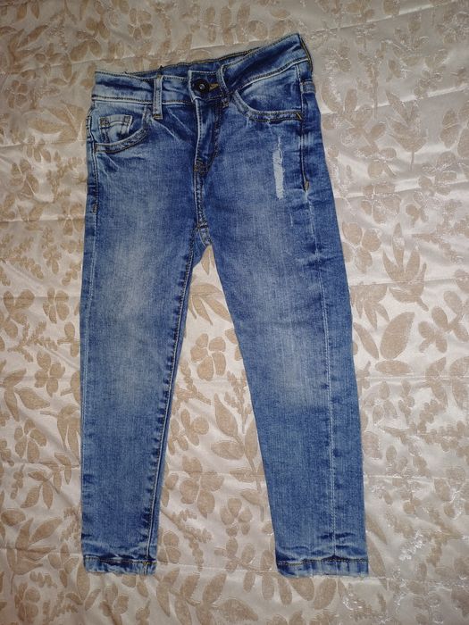 Blugi Zara 110cm 5 ani