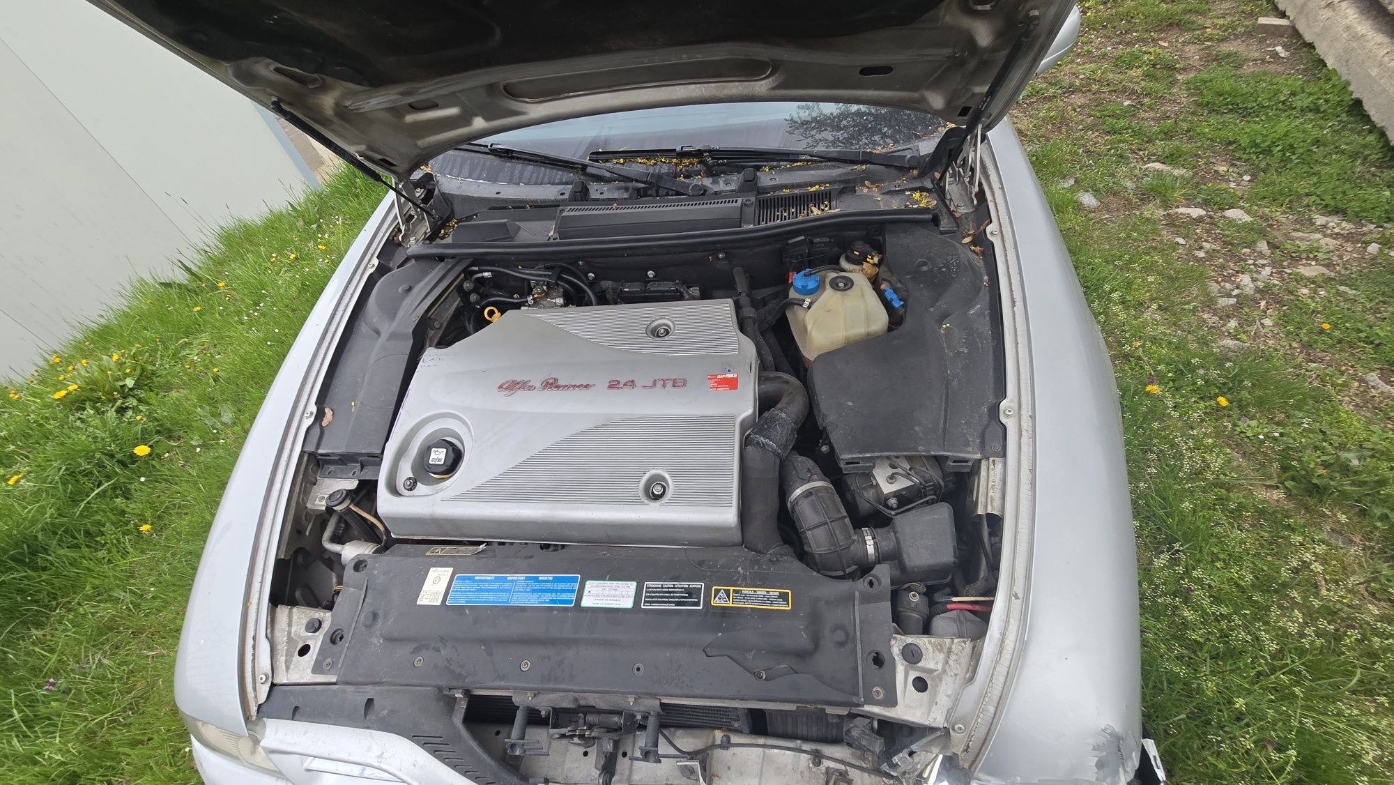 Пподавам Alfa romeo 166 2.4jtd 150hp на части