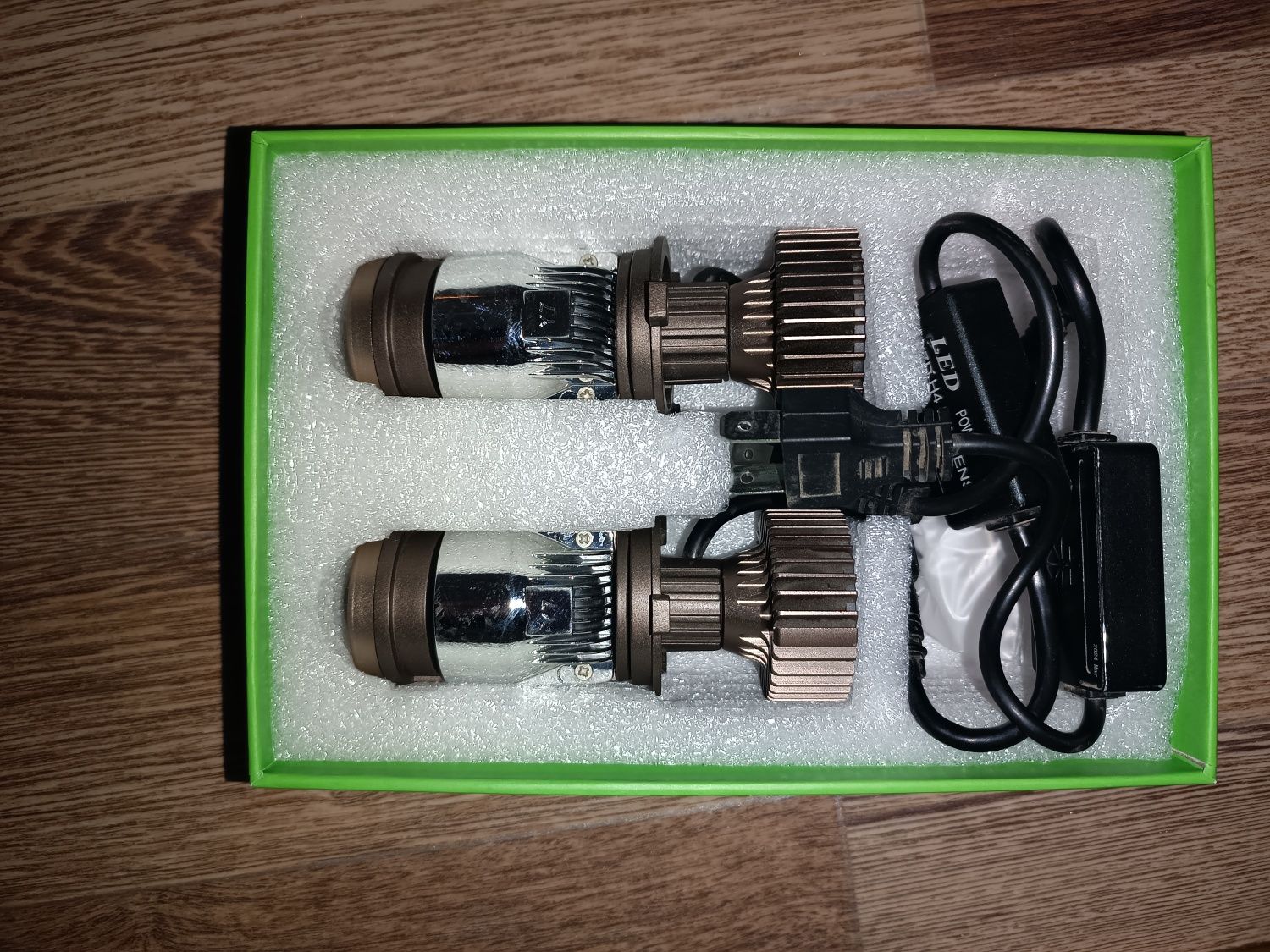 Zimmer Y7D H4 led palasalik lampochka