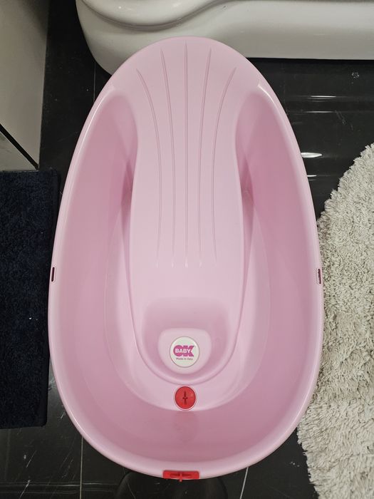 Вана , гнездо и подложка за вана за новородено момиченце