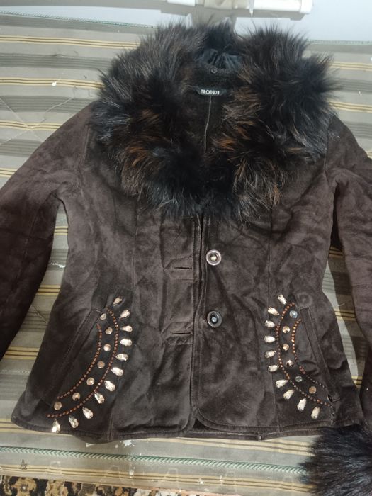 Ayollar Qishgi kostumi