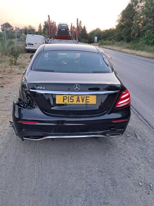 Mercedes E220 CDI AMG пакет
