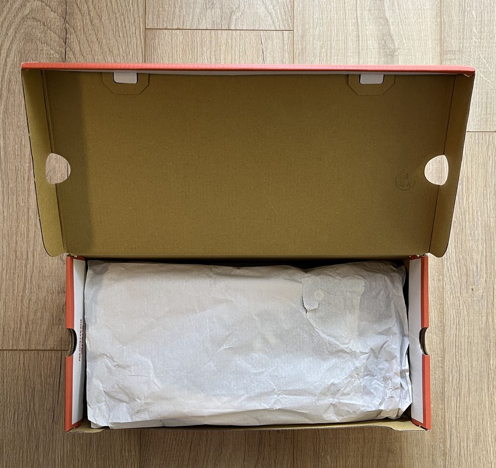 Оригинални НОВИ кецове CONVERSE Chuck Taylor