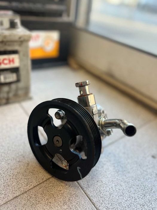 Хидравлична помпа MITSUBISHI L200 2015/-2019