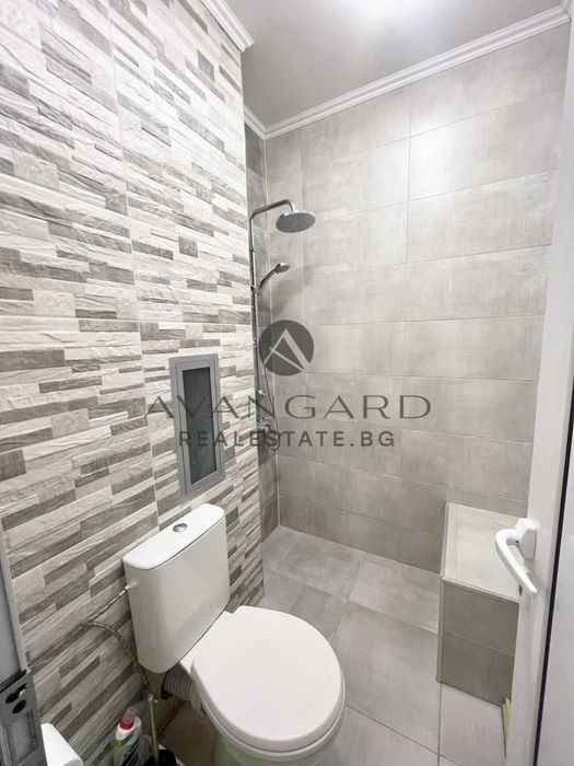 оф.24472 Тристаен обзаведен до Поликлиниката