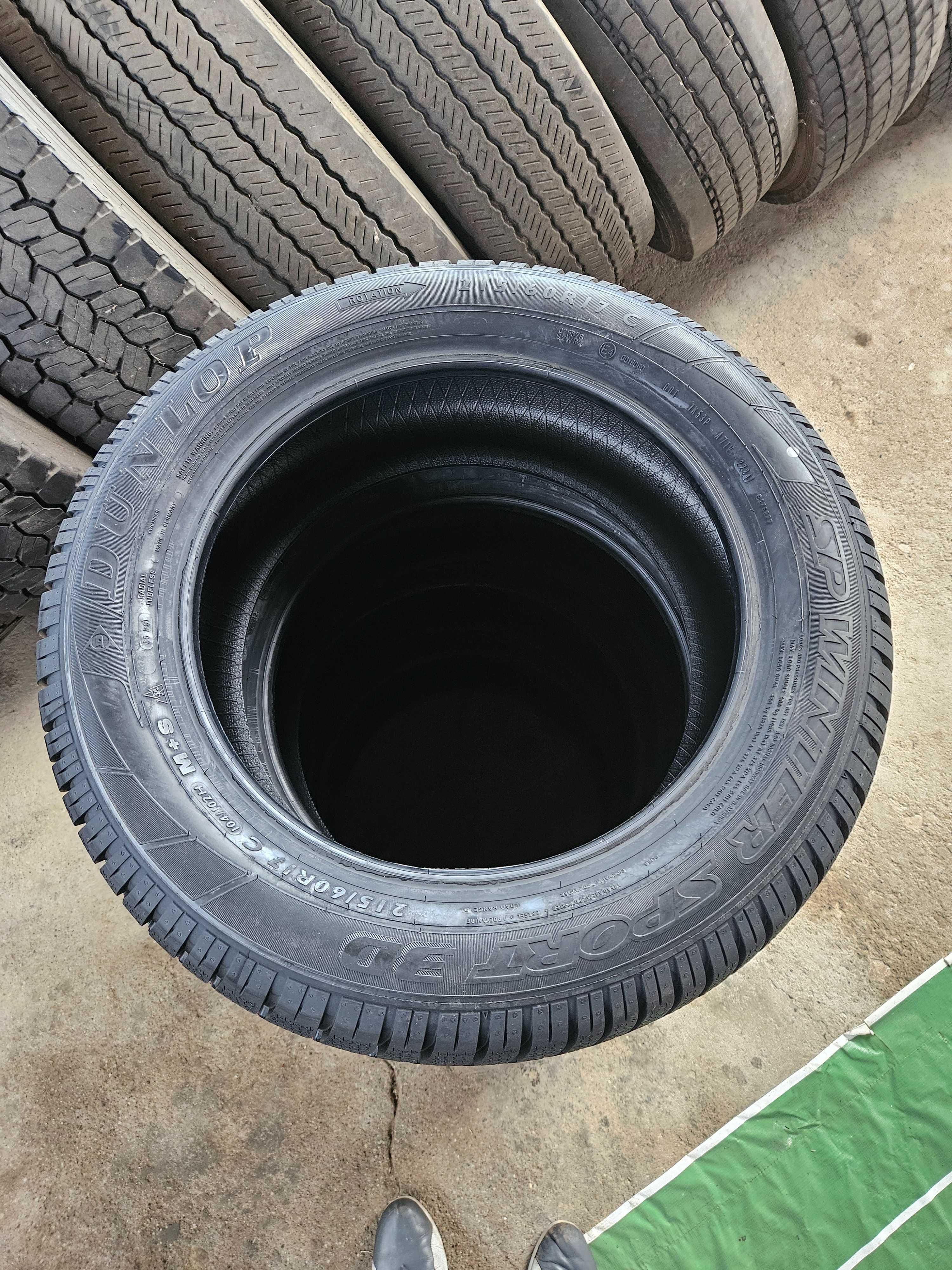 4 Нови бусови зимни гуми 215/60R17C Dunlop WinterSport 3D 104H DOT2224