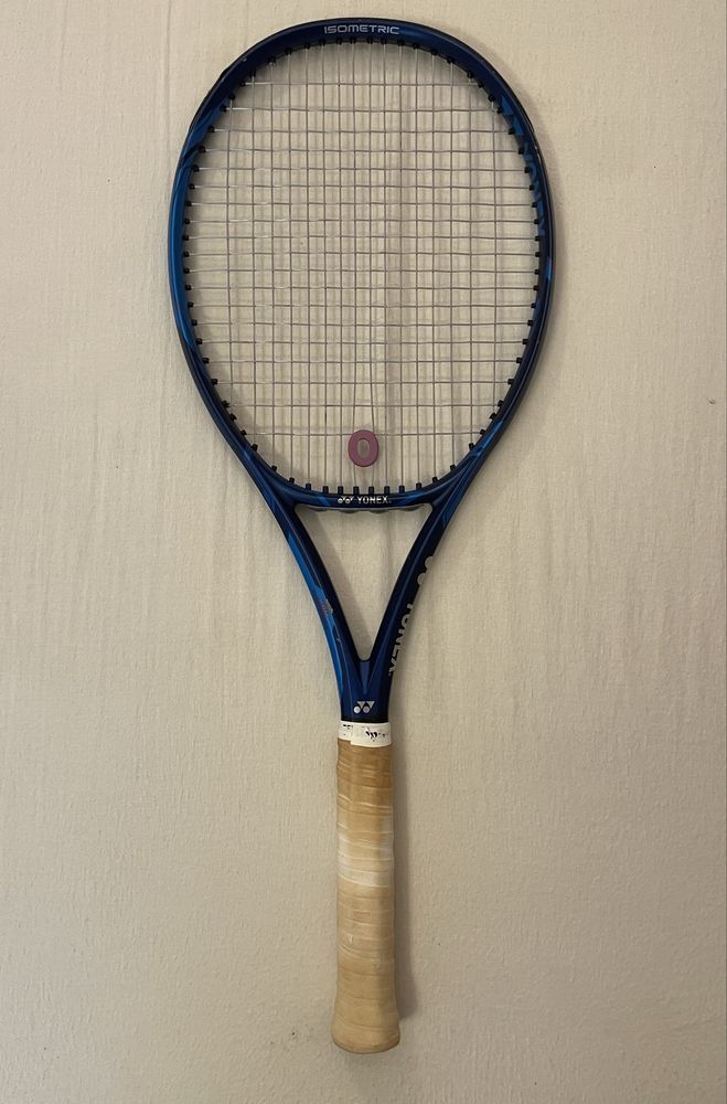 Racheta Yonex Ezone 98 Tour 315g