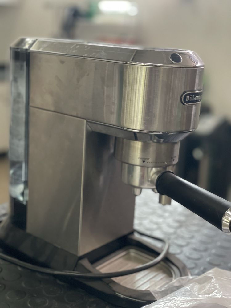 Кафе машина Delonghi