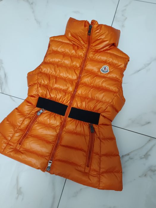 Vesta Moncler dama