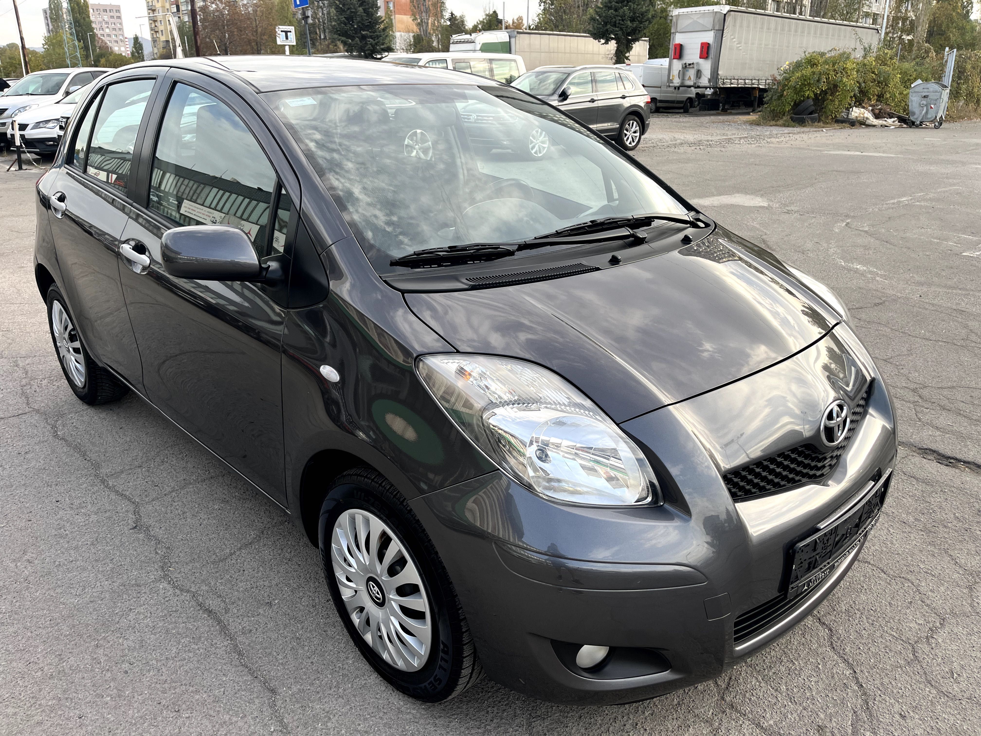 Toyota Yaris 1.3i 2010