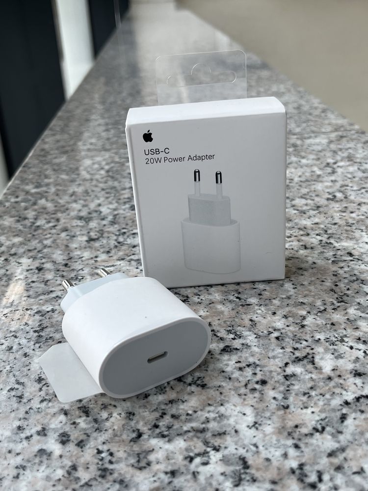 Incarcator Apple  Fast Charge NOU 20W iPhone Original USB C 13/14/15