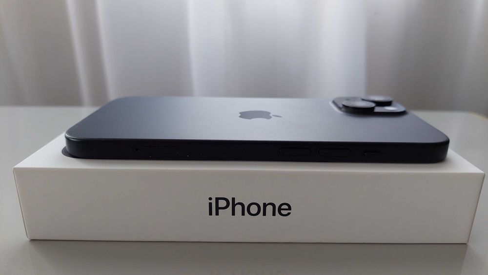 *** ТОП *** iPhone 15 *** 256 Black Гаранция 97% Батерия