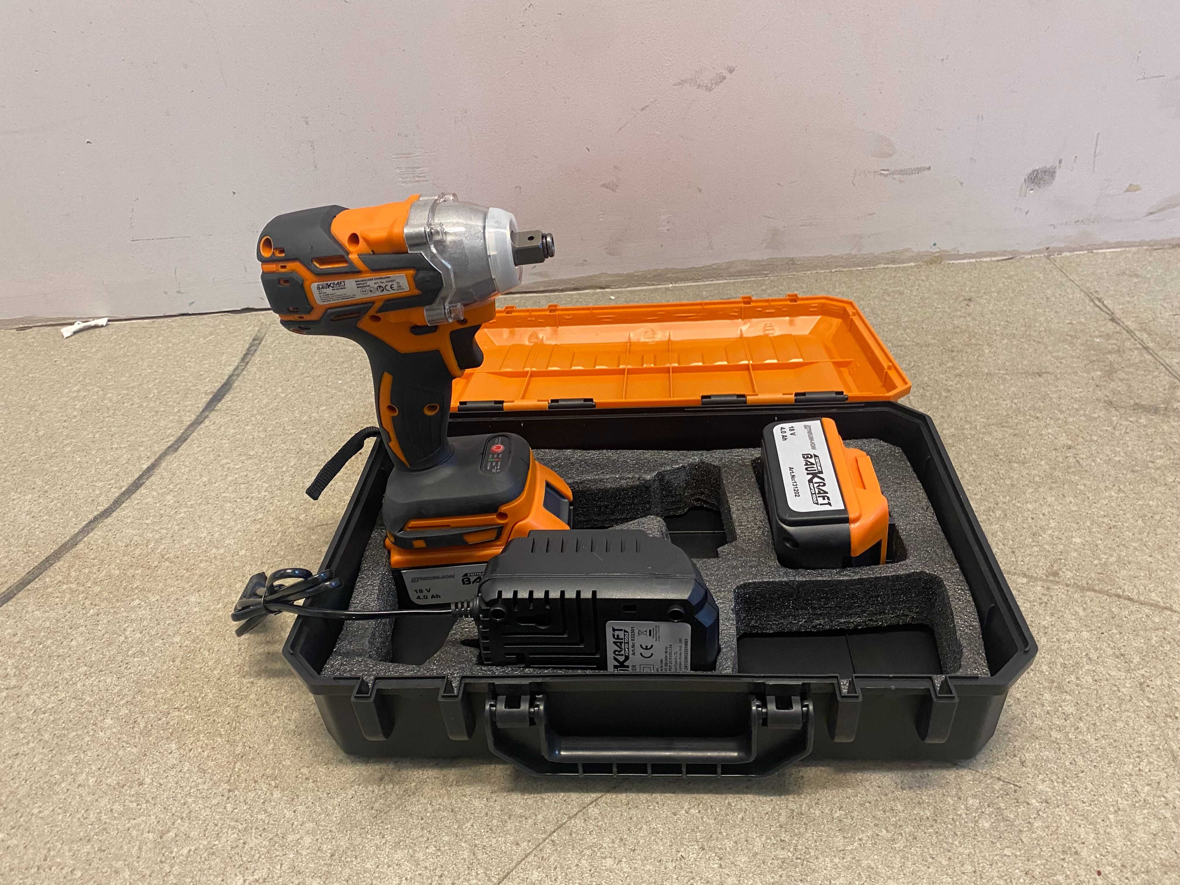 Гайковерт безч. 18V 2-ск. 360Nm 1/2" 2x4Ah /Гайковерт 36V, Dewalt