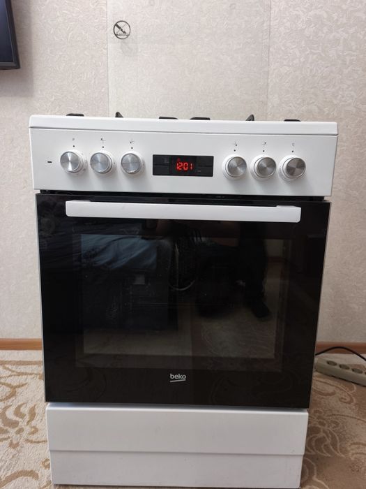 Газовая плита BEKO