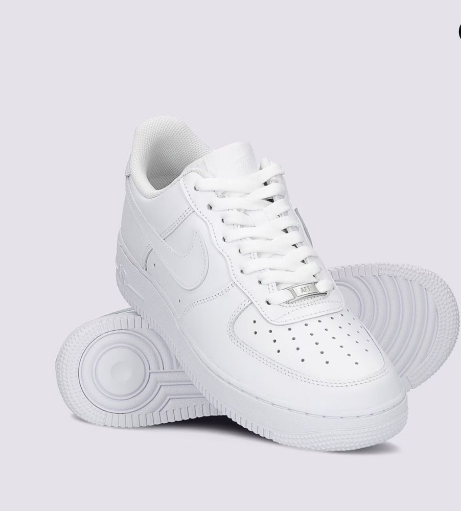 Adidași Nike Air Force 1 Low