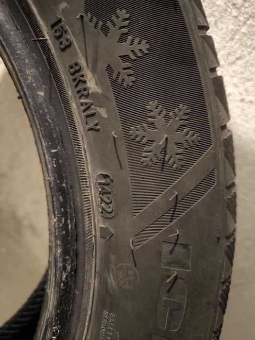 Зимни гуми 215 55 17 на 500 км