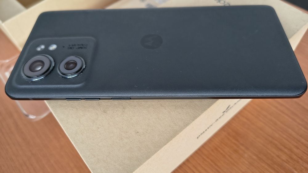 Motorola edge 40 като нов!