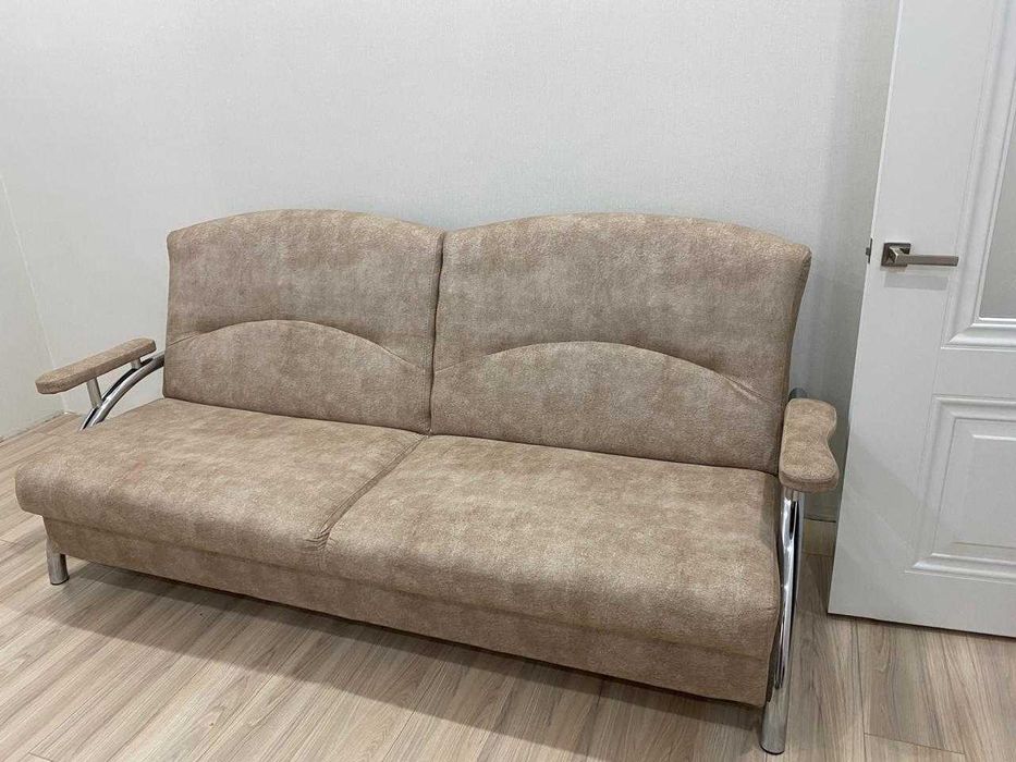 Диван с креслами