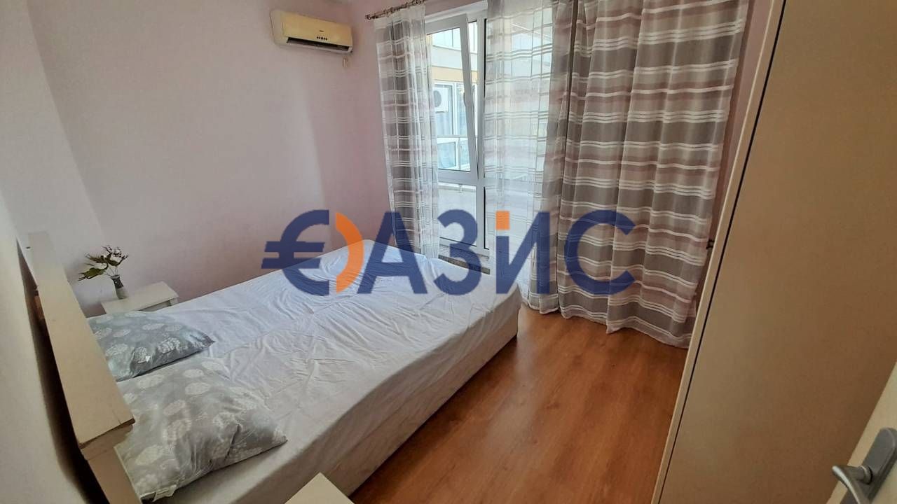Продава се Тристаен апартамент в к.к. Слънчев бряг - 112 кв.м за 733 €/кв.м - Снимка #2