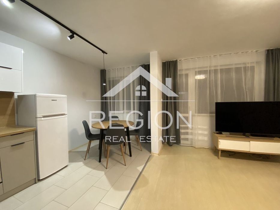 Дава се под наем Двустаен апартамент в Варна, Зимно кино Тракия - 75 кв.м за 459 € - Снимка #3