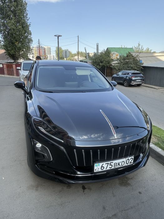 Аренда авто,яндекс такси, аренда электроавто Honqgi E-QM5