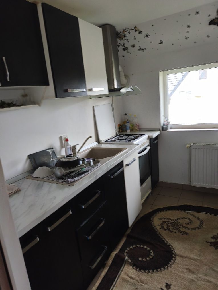 Ofer etajul unei vile(apartament)