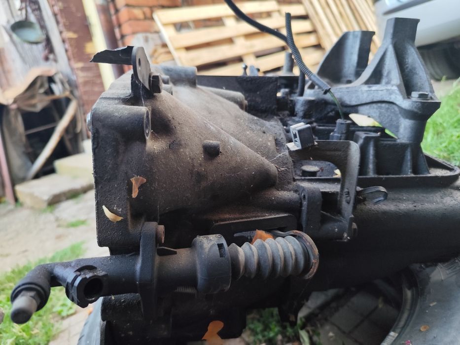 Пежо 407 Ръчна петстепенна скоростна кутия