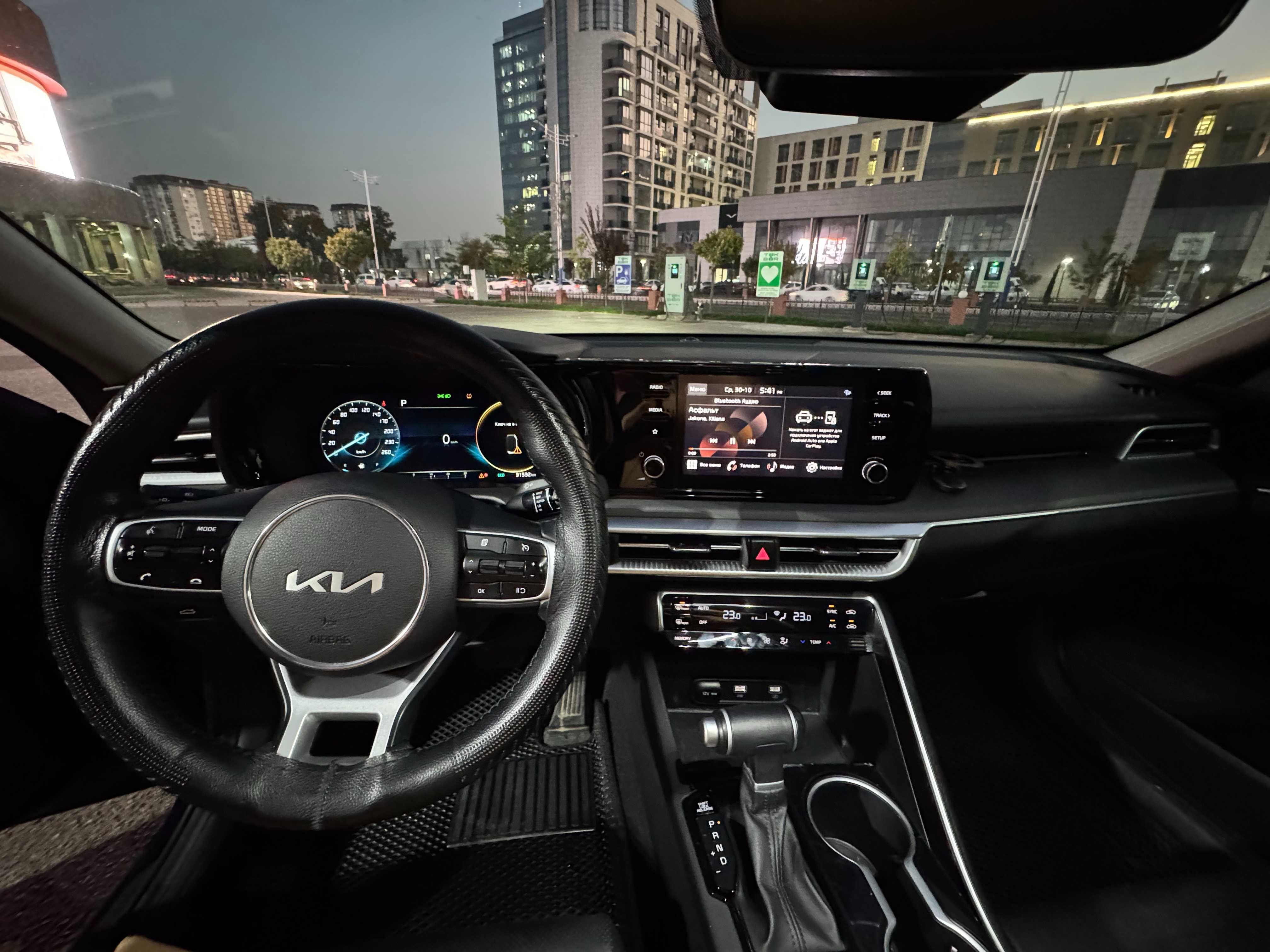 KIA K5 Prestige+ Dark Moon (от хозяина, пробег 32.000 км)