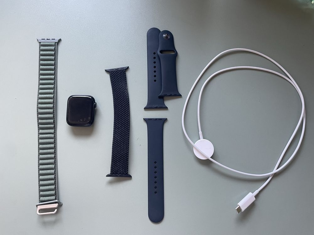 Apple watch SE 2 - smart watch