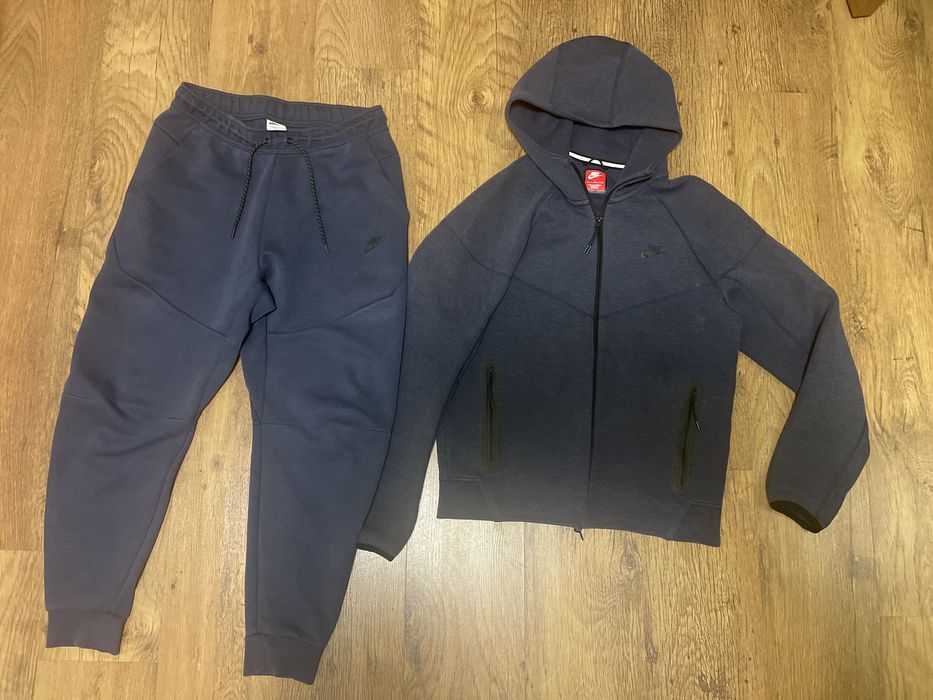 Оригинални Nike Tech Fleece размер М