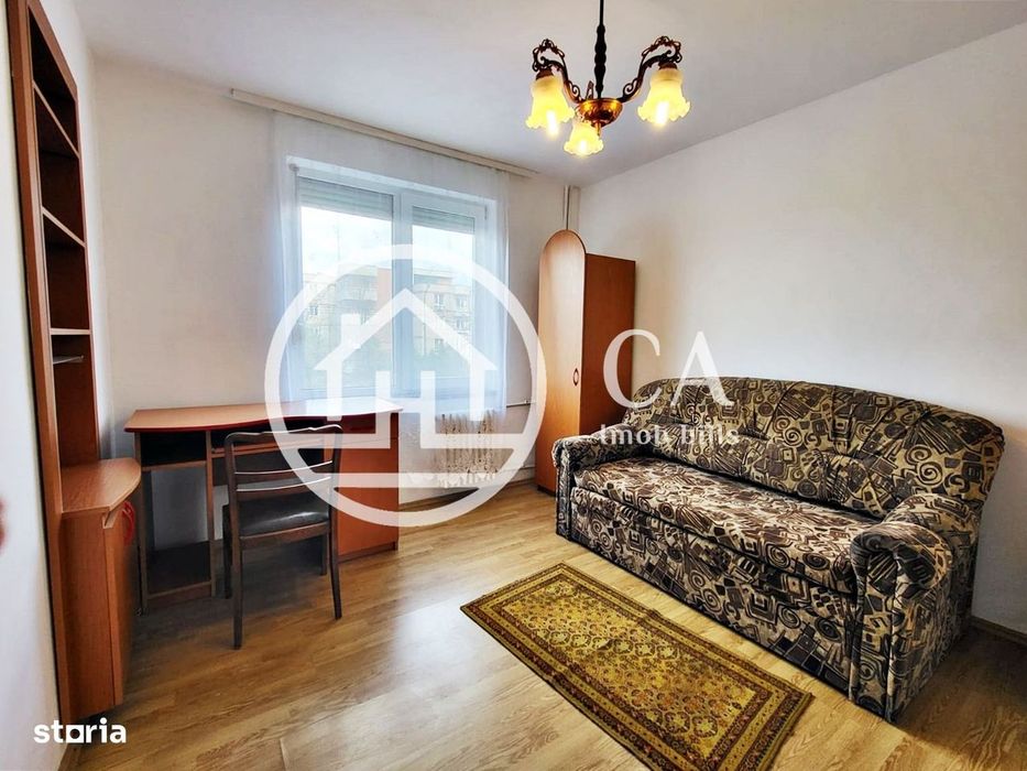 Apartament de închiriat cu 3 camere în zona Rogerius, Oradea