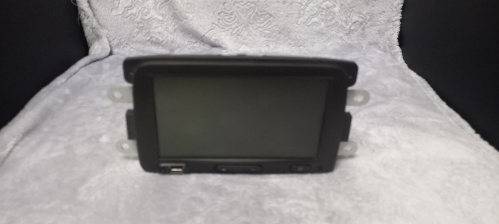 Магнитола в автомобиль