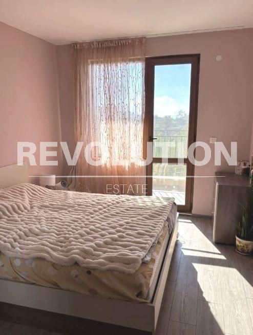 Двустаен апартамент в района на Владислав Варненчик!