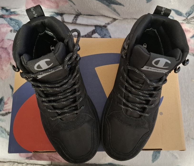 Ghete iarna Champion