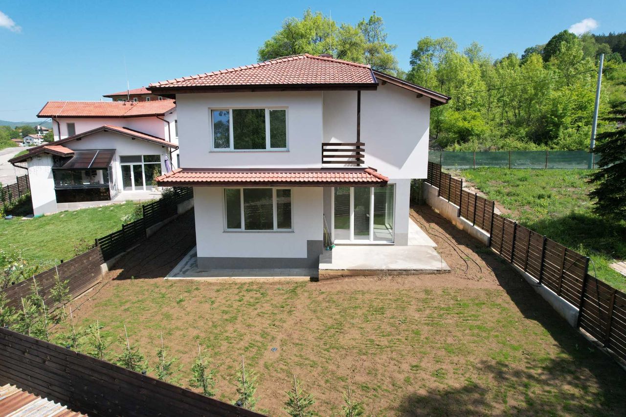 Продава се Къща в с. Мърчаево, Област София-град - 173 кв.м за 1677 €/кв.м - Снимка #2