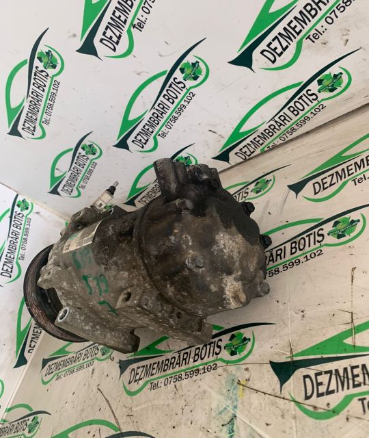 Compresor AC 926006229R Dacia Logan prima generatie (facelift)