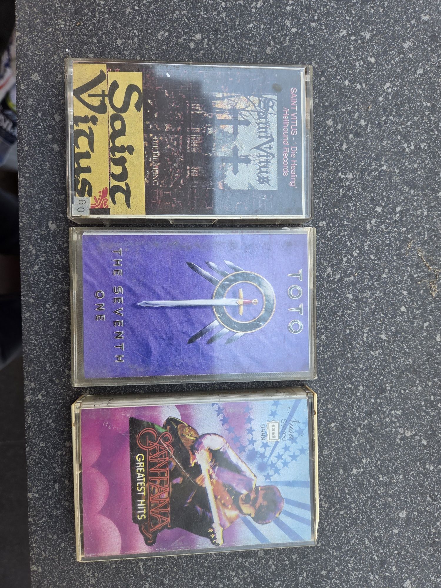Casete rock audio înregistrate 2025 de vânzare