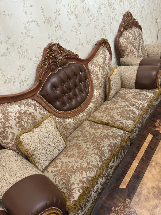 Диван кресло ва стол сотилади